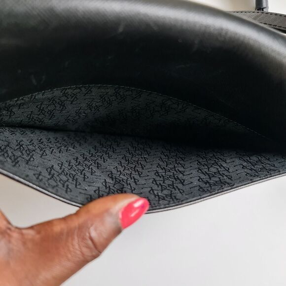 Yves Saint Laurent YSL Vintage Leather Shoulder Bag Black - Picture 6 of 16